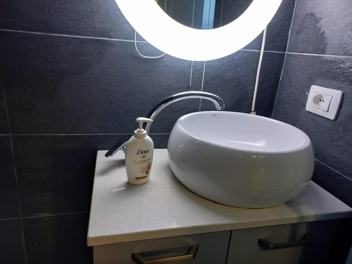 Penthouse Rooms & Aparts 地拉那 外观 照片