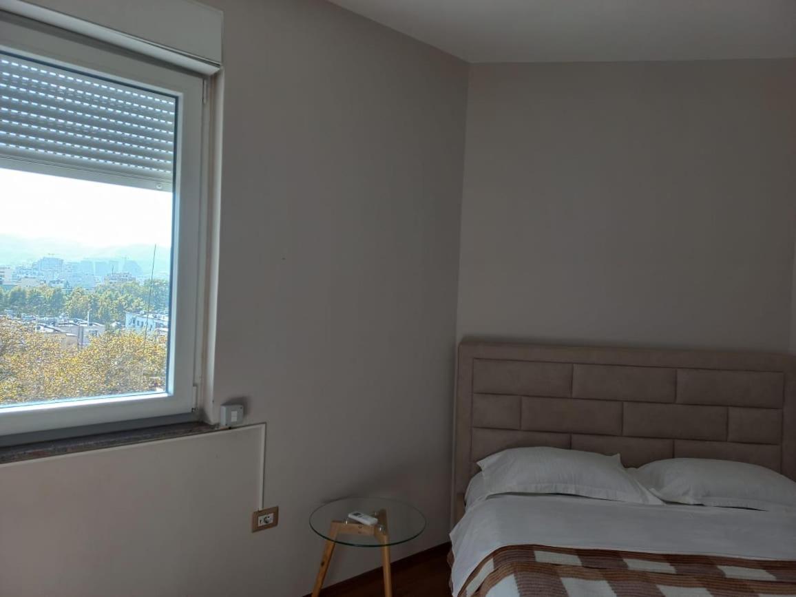Penthouse Rooms & Aparts 地拉那 外观 照片